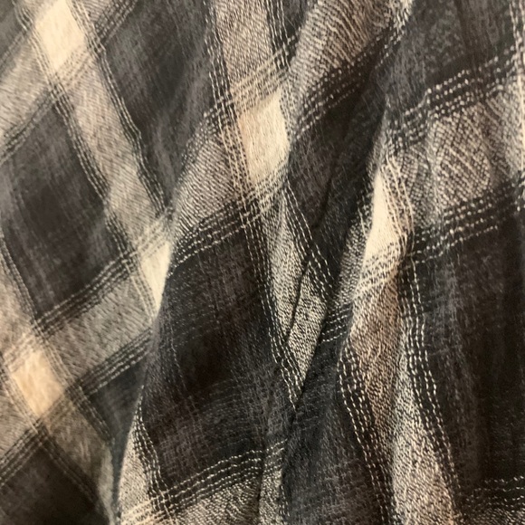 Blank NYC Black and White Plaid Crossover Top - Picture 14 of 14